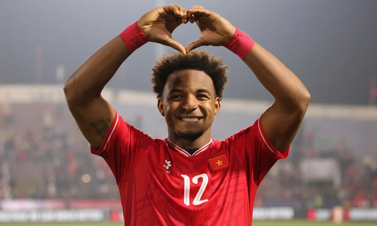 Nguyễn Xuân Son 12: Ngày Trở Về - id Một Nguyễn Xuân Son cực kỳ dễ thương nhưng cũng cực kỳ quyết liệt